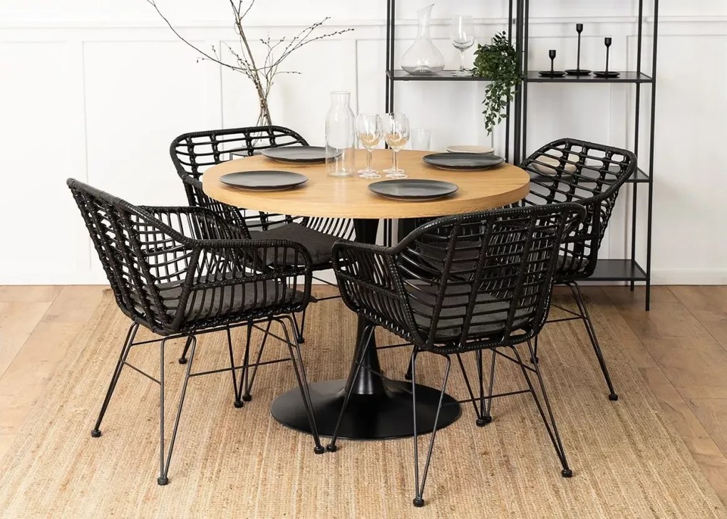 Krzesło rattanowe Richly – eleganckie, ergonomiczne i odporne na warunki atmosferyczne, idealne do wnętrz