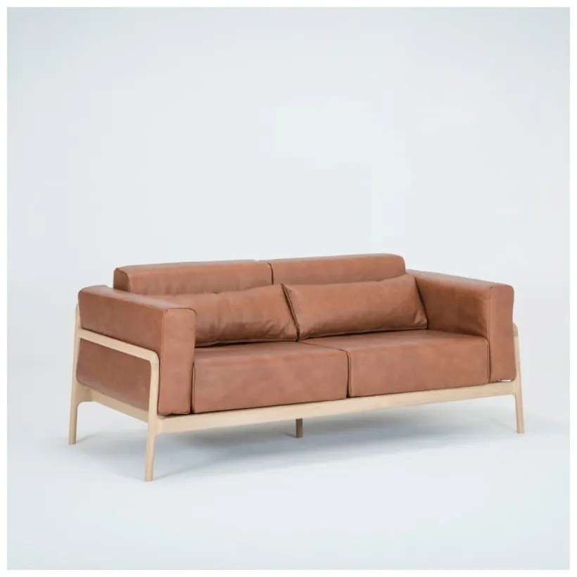 Karmelowa sofa z bawolej skóry z konstrukcją z litego drewna dębowego Gazzda Fawn, 180 cm