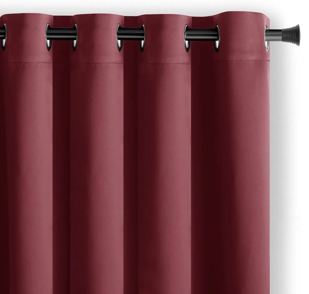 Bordowa zasłona zaciemniająca 140x245 cm Eyelets – Restilo