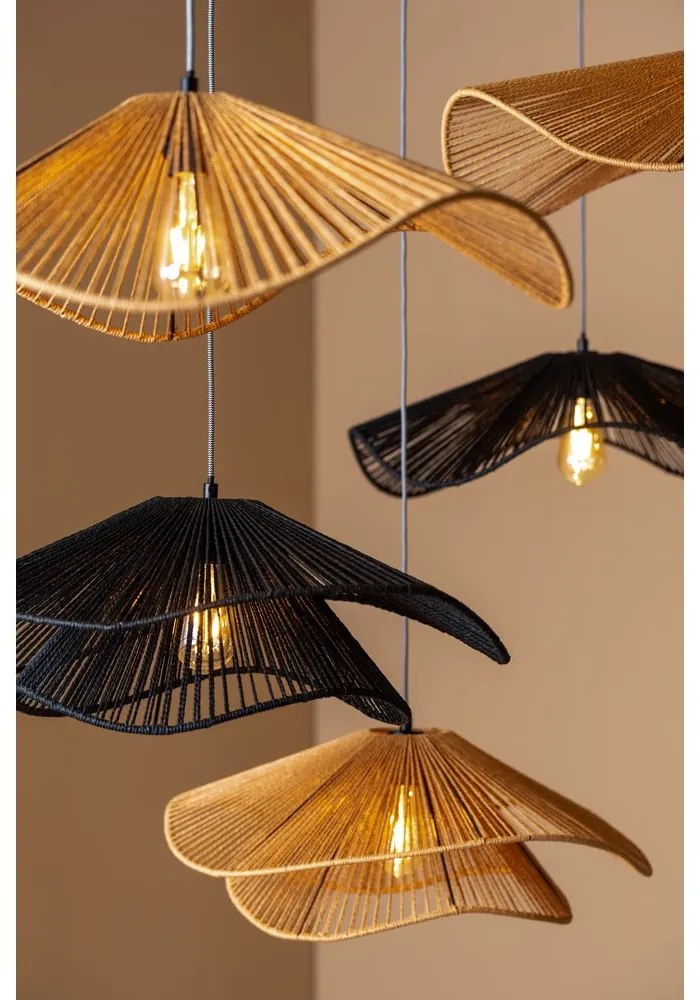 Lampa wisząca w kolorze złota z kloszem z plecionki papierowej ø 62 cm Sombra – Leitmotiv