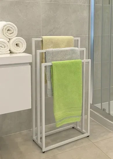 Stojak Na Czarny Ręczniki W Stylu Industrialnym 75 Cm S4-T71