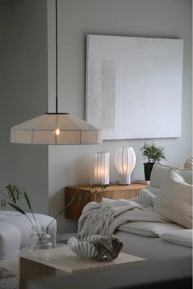 Czarno-biała lampa stołowa z tekstylnym kloszem (wysokość 31,5 cm) Hikari – Markslöjd