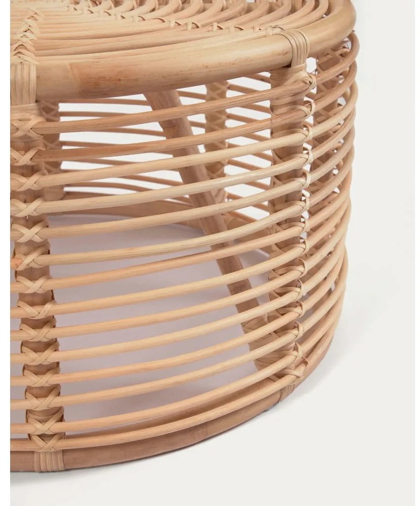 Rattanowy okrągły stolik w naturalnym kolorze ø 66 cm Kohana – Kave Home