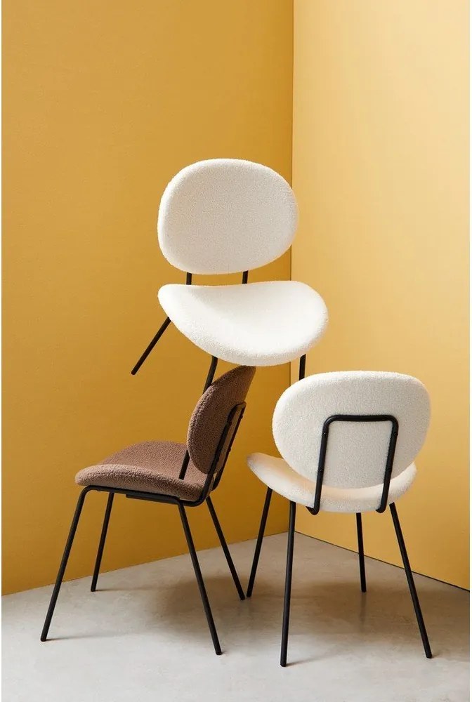 Beżowe tapicerowane krzesło Maddie – Yes Everyday