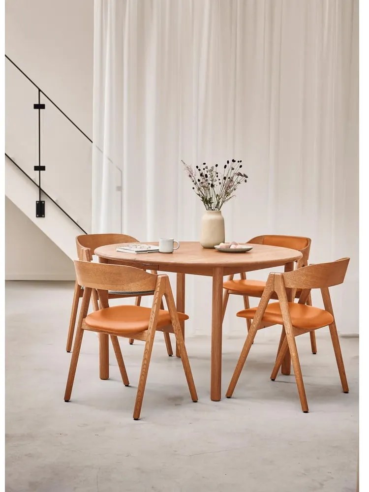 Okrągły rozkładany stół z dodatkowym blatem z litego drewna dębowego ø 120 cm Noor – Hammel Furniture