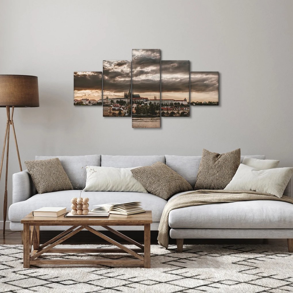 Obraz - pochmurna Praga (125x70 cm)