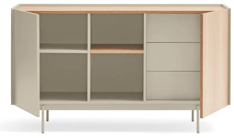 Beżowo-naturalna niska komoda w dekorze dębu 130x78 cm Otto – Teulat