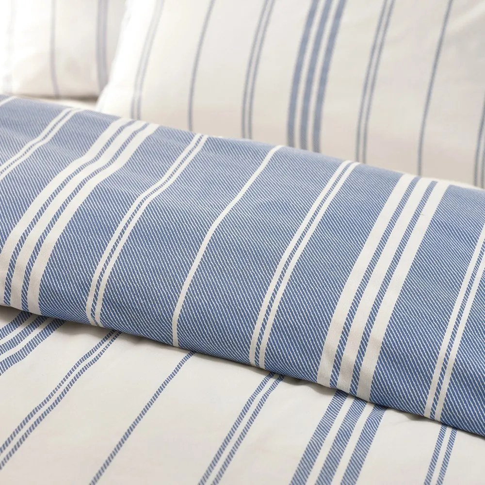 Biało-niebieska pościel dwuosobowa 230x220 cm Harbour Stripe – Catherine Lansfield