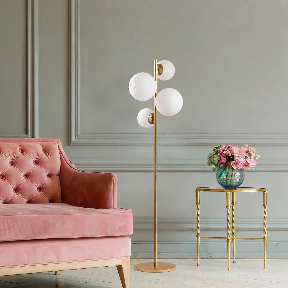 Biała/w kolorze mosiądzu lampa stojąca ze szklanym kloszem (wysokość 162 cm) Fazli – Opviq lights