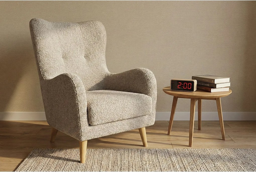 Elegancki fotel Roland z profilowanym siedziskiem i oparciem