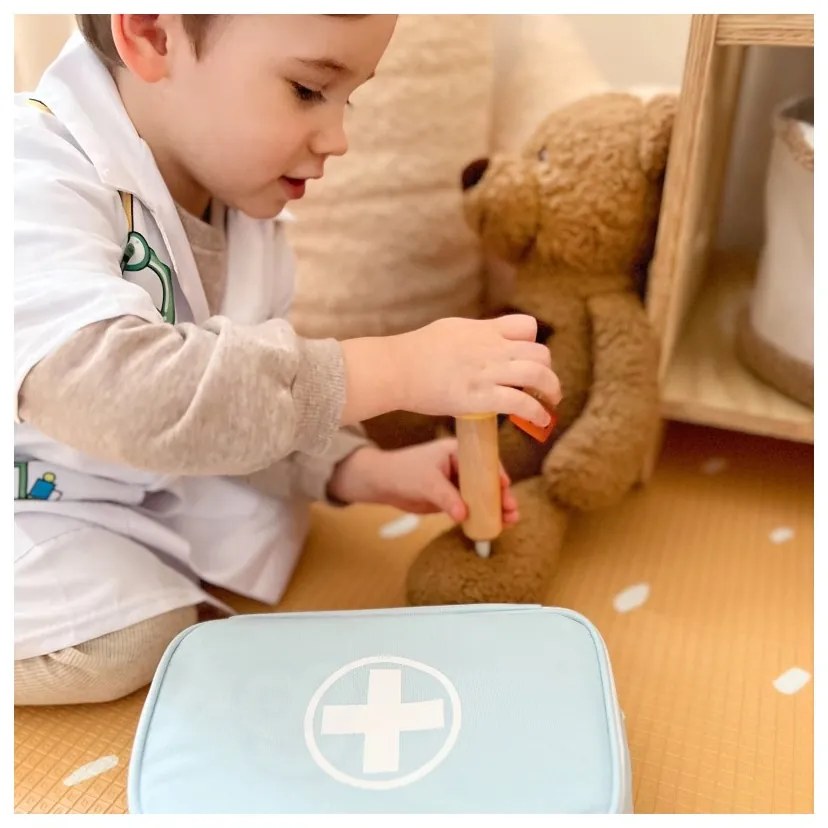 Tooky toy drewniany zestaw małego lekarza doktora w walizce z akcesoriami