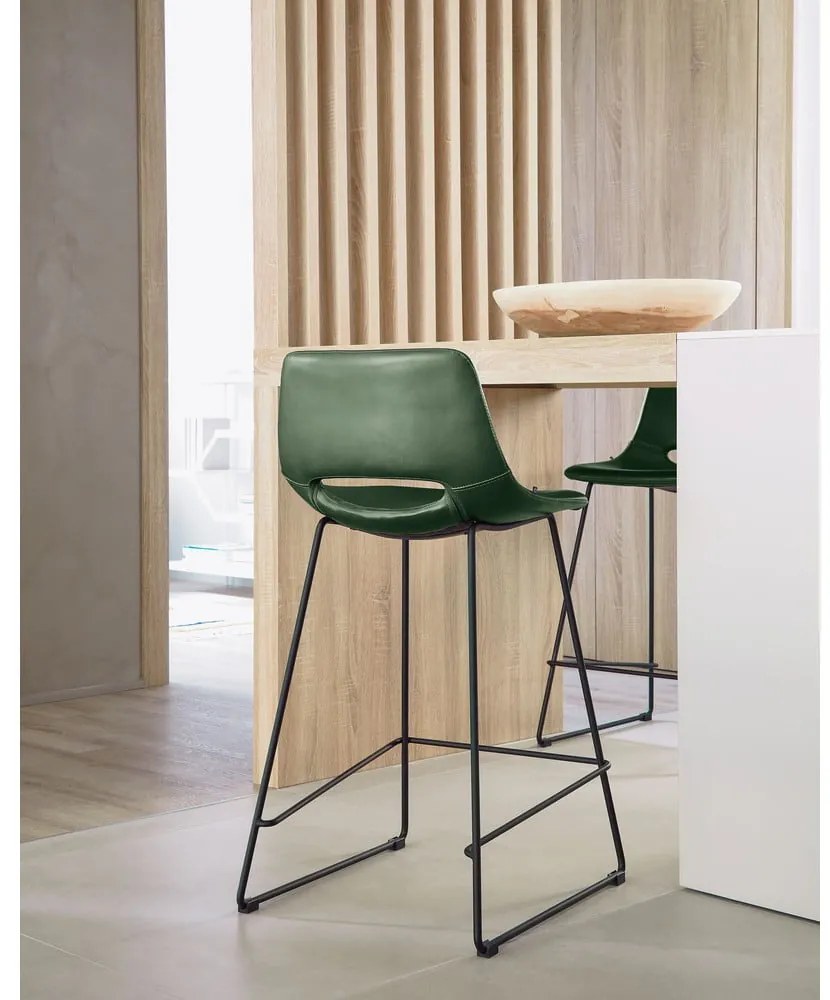 Hoker z imitacji skóry w kolorze khaki (wysokość siedziska 76 cm) Zahara – Kave Home