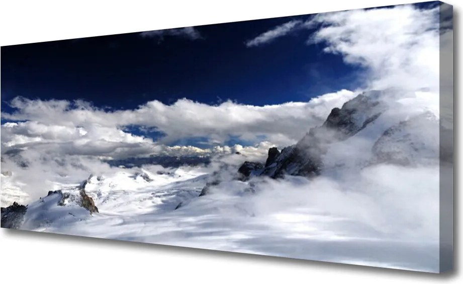 Obraz na płótnie Majestatyczny Szczyt w Chmurach