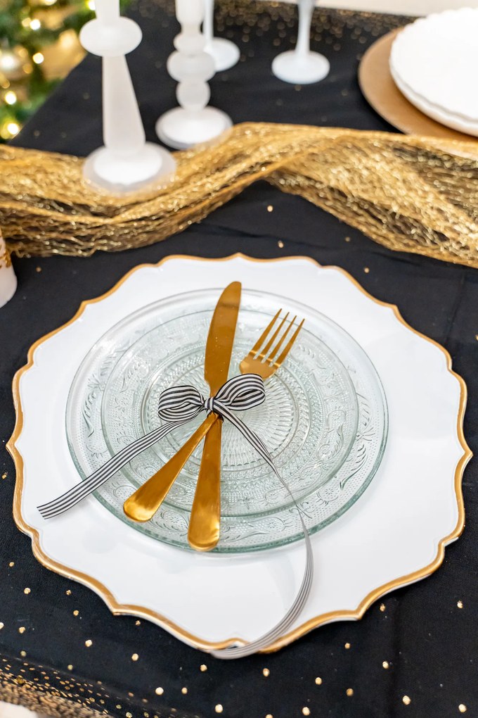 Zastawa stołowa dla 6 osób, wzór kryształu, 18 elementów