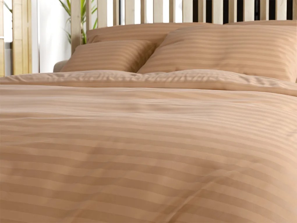 PrzytulneMieszkanie.pl PrzytulneMieszkanie.pl Hotelowa pościel z mikrofibry JASMINE brązowa - pasek 2 cm Rozmiar pościeli: 2 szt 70 x 90 cm | 200 x 220 cm