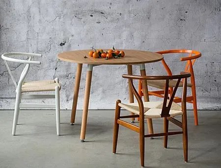 Białe krzesło typu hałas - Orfeo