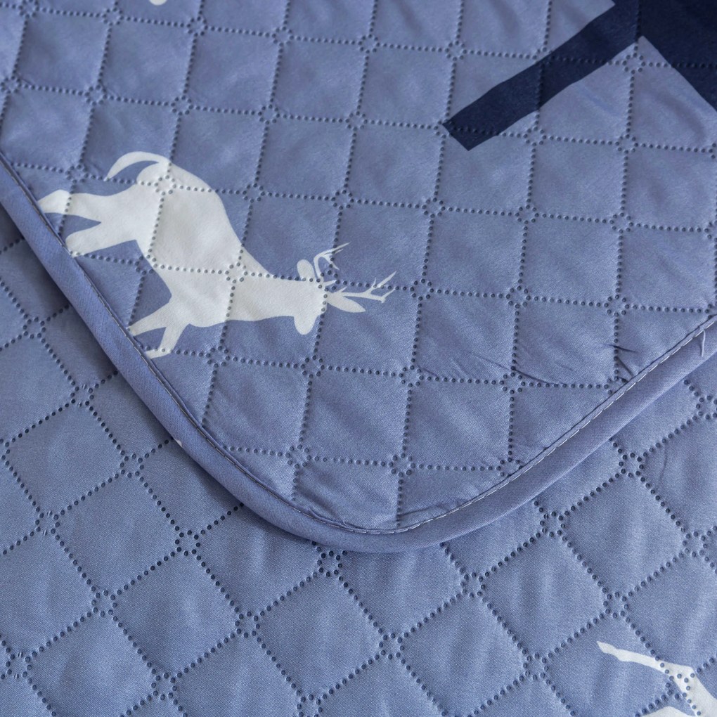 Narzuta na łóżko DEER AND TREE szaroniebieska Rozmiar: 220 x 240 cm