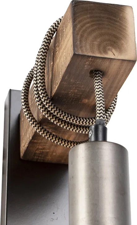 Industrialna lampa ścienna czarna z drewnem - Gallow