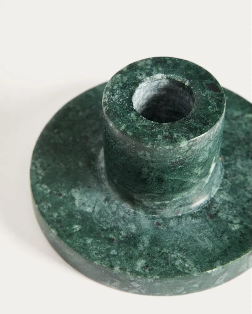 Kamienny świecznik Zalvori – Kave Home