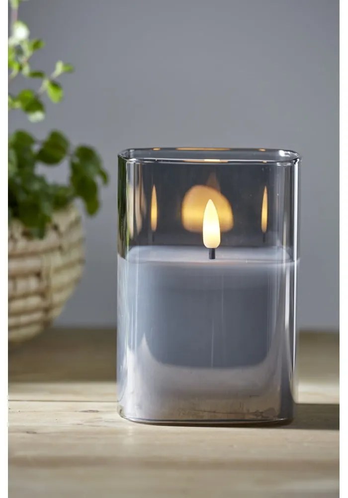 Szara woskowa świeca LED w szkle Star Trading Flamme, wys. 12,5 cm