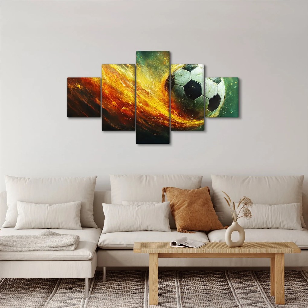 Obraz - Piłka nożna w locie (125x70 cm)