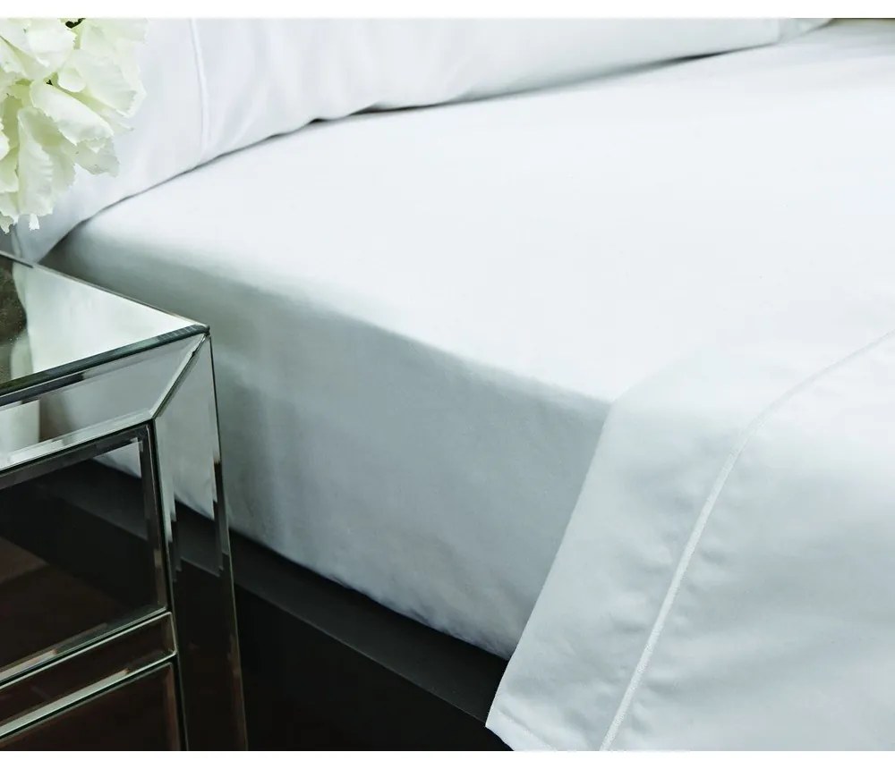Białe prześcieradło z satyny bawełnianej z gumką 150x200 cm Luxury Cotton Sateen – Bianca
