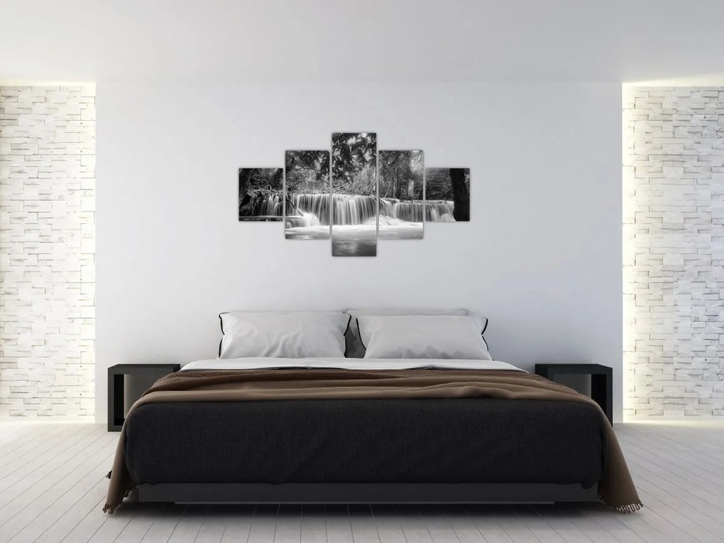 Obraz - Czarno-biały wodospad (125x70 cm)