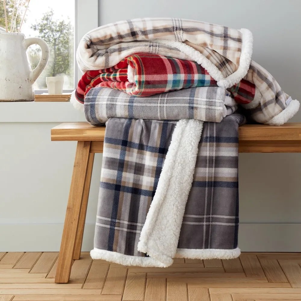 Czerwony koc z materiału sherpa 130x170 cm Kelso Check – Catherine Lansfield