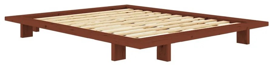 Łóżko dwuosobowe z litego drewna sosnowego bez zagłówka ze stelażem 180x200 cm w kolorze terakoty Japan – Karup Design