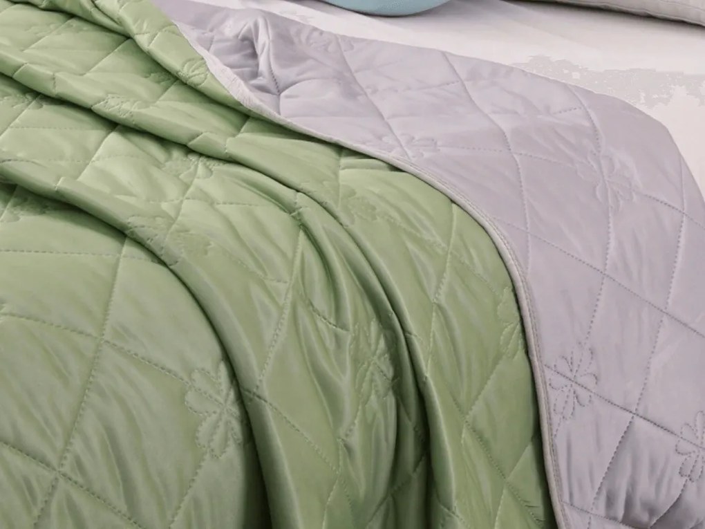 Chłodząca letnia kołdra ELARIA, zielona Rozmiar: 200 x 220 cm