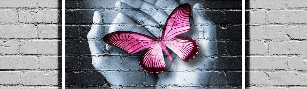 Obraz - Różowy motyl w ścianie (170x50 cm)