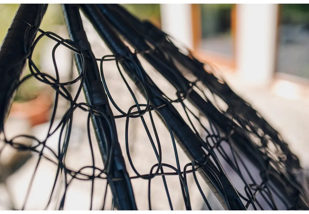 PROMOCJA Czarne krzesło wiszące KOKON bez stojaka II gatunek