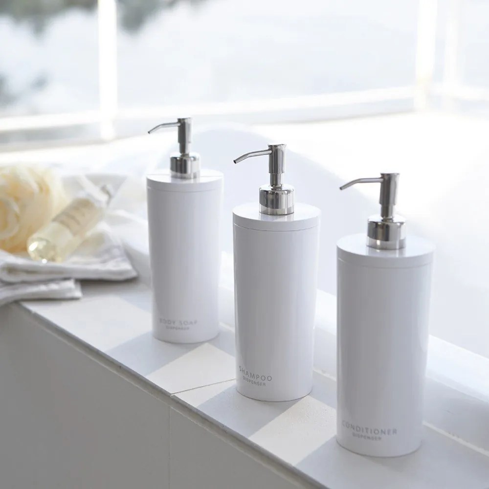 Biały plastikowy dozownik do mydła 500 ml Round – YAMAZAKI