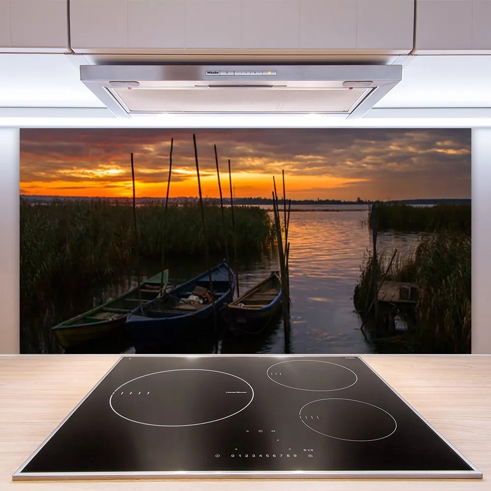 Panel Szklany Łodzie na Trawiastym Brzegu