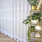 Firana Rozalia haftowana biała drobne róże na siatce - wys. 260 cm