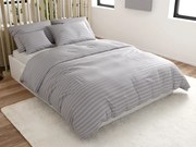 PrzytulneMieszkanie.pl PrzytulneMieszkanie.pl Hotelowa pościel z mikrofibry JASMINE jasnoszara - pasek 2 cm, hotelowa kieszeń Rozmiar pościeli: 70 x 90 cm | 140 x 220 cm