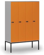 Drewniana szafa ubraniowa S4 z podstawą, 4-drzwiowa, 1871 x 1200 x 500 mm, demontaż, zamek mechaniczny z kodem, szary/pomarańczowy
