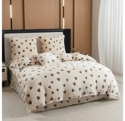 PrzytulneMieszkanie.pl PrzytulneMieszkanie.pl Pościel z mikropluszu HEARTINO kremowa Rozmiar pościeli: 70 x 90 cm | 140 x 200 cm