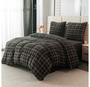 PrzytulneMieszkanie.pl PrzytulneMieszkanie.pl Pościel z mikropluszu GLENMOORE zielona Rozmiar pościeli: 70 x 90 cm | 140 x 200 cm