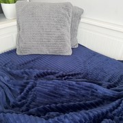 Gruby koc tłoczony z mikrofibry paski granatowy 160x200 cm