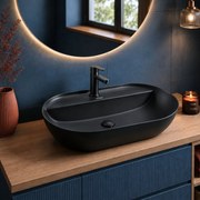 Umywalka ceramiczna nablatowa owalna czarna z otworem i z półką na mydło 60 x 41 cm DECOS Black z rantem Slim