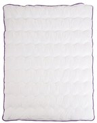 Całoroczna kołdra pikowana BELLA LAVENDER 140x200 cm, biała