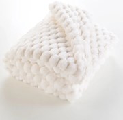 Kremowy koc z mikropluszu 180x220 cm Frosty – douceur d'intérieur