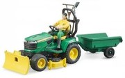 Bruder Traktor John Deere z przyczepą i ogrodnikiem, 17,5 x 19 x 30 cm