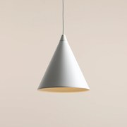Lampa wisząca Form z metalowym białym kloszem