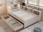 Proste łóżko 90x200 cm - z 2 szufladami - z USB i gniazdkiem - schowek w wezgłowiu i bokach - białe