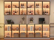 Nowoczesna witryna 240x34x200 cm - Oświetlenie LED - 12 drzwi szklane - Otwarta przestrzeń do przechowywania - MDF - Biały