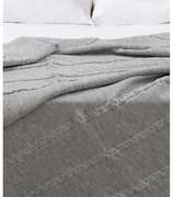 Szara narzuta 150x200 cm Trenza – Oyo Concept