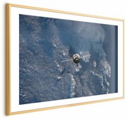 Plakat Błękitna planeta 90x60 cm z ramą złotą z marginesem ARTGEIST B