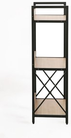 Rega Lesly z 3 pókami